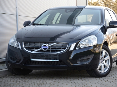 Volvo V60 I Kombi 1.6 DRIVe 115KM 2012