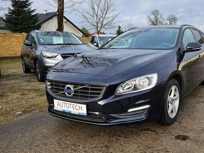 Volvo V60 I Kombi Facelifting 2.0 D2 DRIVE-E 120KM 2017