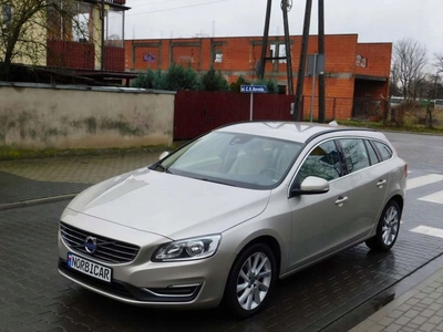 Volvo V60 I Kombi Facelifting 2.0 D3 DRIVE-E 150KM 2016