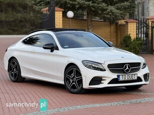 Mercedes-Benz C-Klasa 200 Coupe 4Matic 9G-TRONIC AMG Line