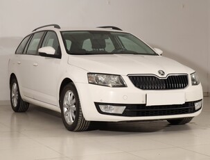 Skoda Octavia III , Salon Polska, Klima, Parktronic