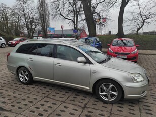 Toyota Avensis II Toyota Avensis D4D CAT z silnikiem 2,2 ,opony Michelin 900 zl