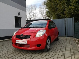 Toyota Yaris II 1.3 Benzyna 88KM Klimatyzacja Elektryka Isofix Spowadzony