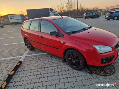 Ford Focus Mk2 1.6 Benzyna 100KM Kombi Klima Elektryka Salon