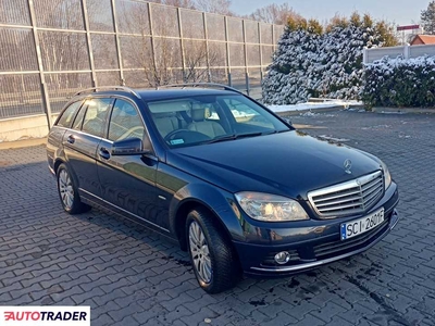 Mercedes C-klasa 1.8 benzyna + LPG 184 KM 2009r.