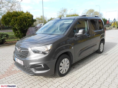 Opel Combo 1.5 diesel 130 KM 2020r. (Tychy)