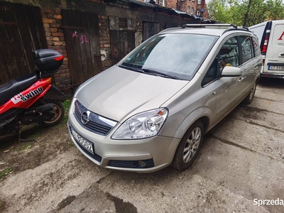 Opel Zafira B 1.8 140 km