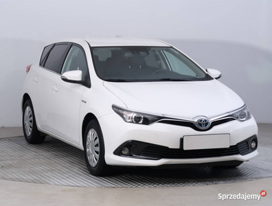 Toyota Auris Hybrid