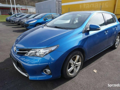 Toyota Auris II (2012-)