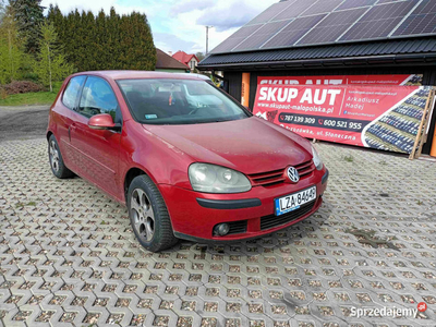 Volkswagen Golf 1.6 FSI 03r