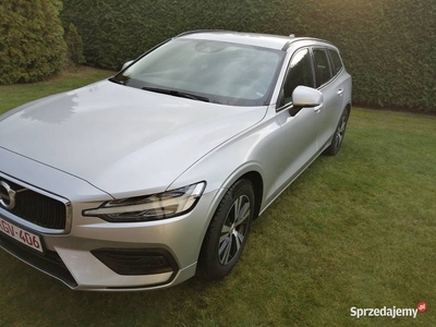 Volvo V60 2020 2.0TDI 150KM sprowadzony bezwypadkowy