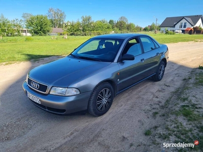 AUDI A4 ŁADNA DŁUGIE OPŁATY