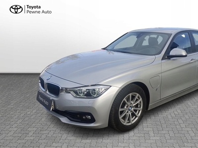 BMW Seria 3 F30-F31-F34 Limuzyna Facelifting 2.0 330i 252KM 2018