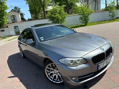 BMW Seria 5 F10-F11 Limuzyna 525d 204KM 2010