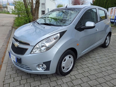 Chevrolet Spark II Hatchback 1.0L DOHC 68KM 2011