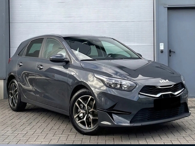 Kia Ceed III Hatchback Facelifting 1.5 T-GDI 140KM 2024