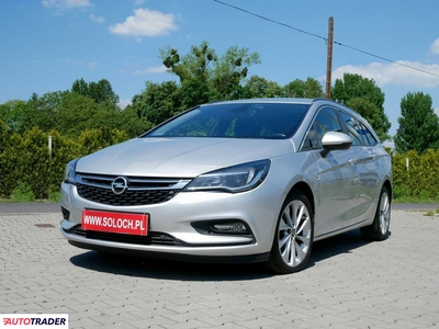 Opel Astra 1.6 diesel 136 KM 2017r. (Goczałkowice-Zdrój)