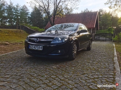 Opel Astra GTC 2009 Xenon