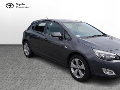 Opel Astra J Hatchback 5d 1.4 Turbo ECOTEC 140KM 2011