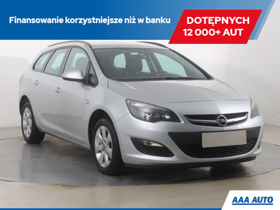 Opel Astra J Sports Tourer Facelifting 1.6 CDTI 136KM 2014