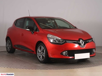 Renault Clio 0.9 88 KM 2015r. (Piaseczno)