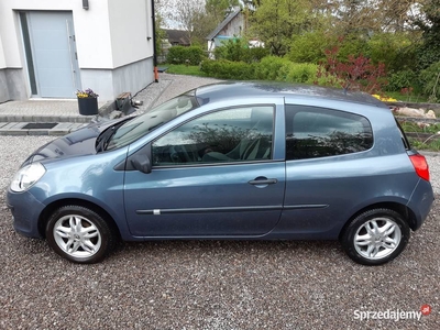 Renault Clio 1.2 75KM