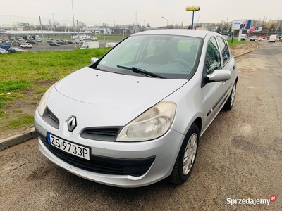 Renault clio 3 diesel 5 drzwi