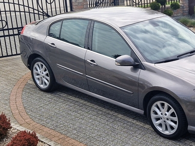 Renault Laguna III Hatchback 2.0 16v 140KM 2010