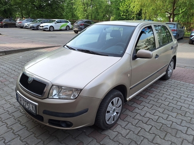 Skoda Fabia I 1,4 16V 75 KM, kolor Beż Sahara metalic