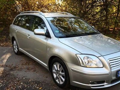 Toyota Avensis II Kombi 1.8 VVT-i 129KM 2006