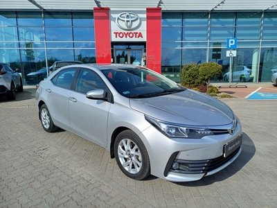 Toyota Corolla XI Sedan Facelifting 1,6 Valvematic 132KM 2017