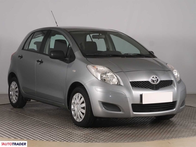 Toyota Yaris 1.3 99 KM 2009r. (Piaseczno)