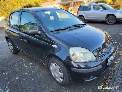 Toyota Yaris 2004