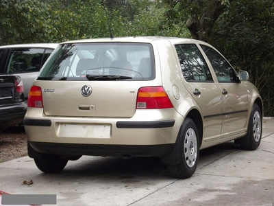 Volkswagen Golf IV Hatchback 1.6 16V 105KM 2003