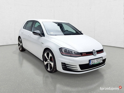 Volkswagen Golf VII (2012-)