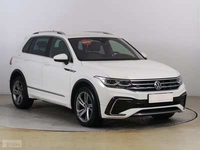 Volkswagen Tiguan , 1. Właściciel, Serwis ASO, DSG, Skóra, Navi, Klimatronic,