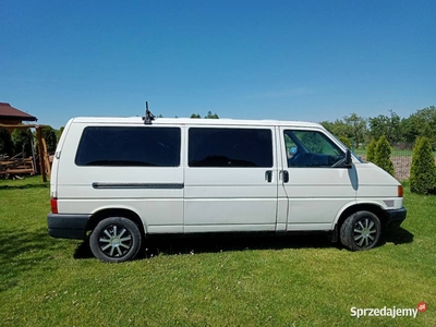 Volkswagen Transporter T4 2.5 TDI 9os