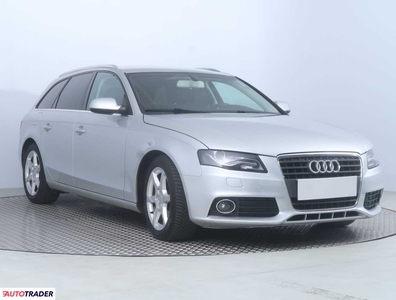 Audi A4 1.8 118 KM 2010r. (Piaseczno)