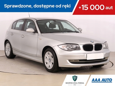 BMW Seria 1 E81/E87 Hatchback 5d E87 1.6 116i 115KM 2007