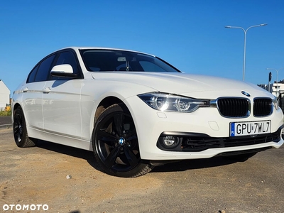 BMW Seria 3 318i