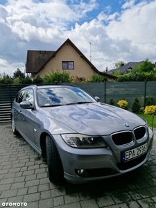 BMW Seria 3 318i