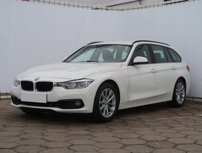 BMW Seria 3 F30-F31-F34 Gran Turismo Facelifting 2.0 330i 252KM 2019