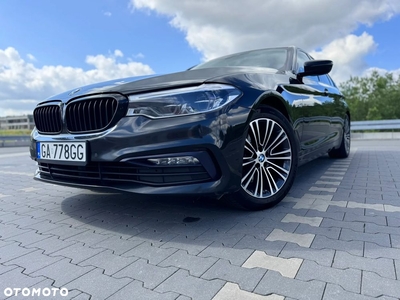 BMW Seria 5 520d Sport Line