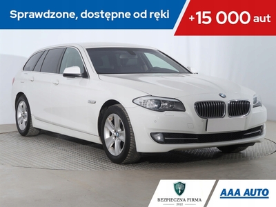 BMW Seria 5 F10-F11 Touring 520d 184KM 2012