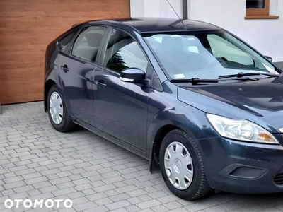 Ford Focus 1.6 Ti-VCT Trend +