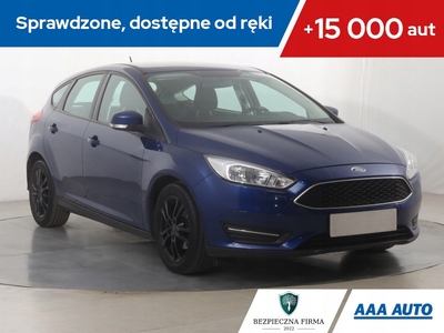 Ford Focus III Hatchback 5d facelifting 1.0 EcoBoost 125KM 2015