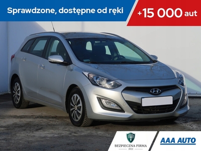 Hyundai i30 II Wagon 1.4 CRDi 90KM 2012