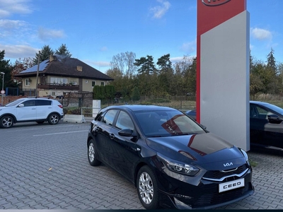 Kia Ceed III Kombi Facelifting 1.5 T-GDI 140KM 2024