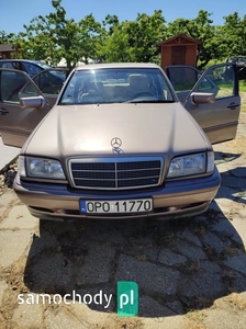 Mercedes-Benz C-Klasa W202 dużo części gratis automat