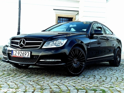 Mercedes-Benz Klasa C 180 Coupe BlueEFFICIENCY